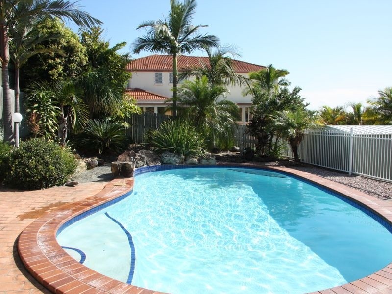 11 Tulipwood Place, Stretton QLD 4116