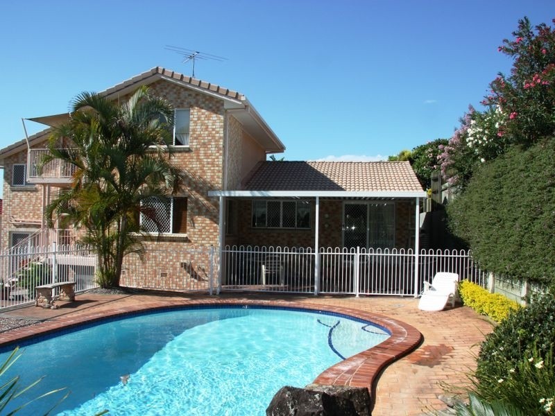 11 Tulipwood Place, Stretton QLD 4116