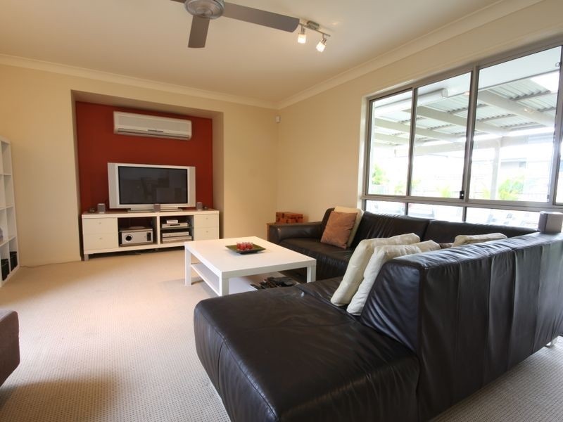 20 Morialta Pl, Parkinson QLD 4115