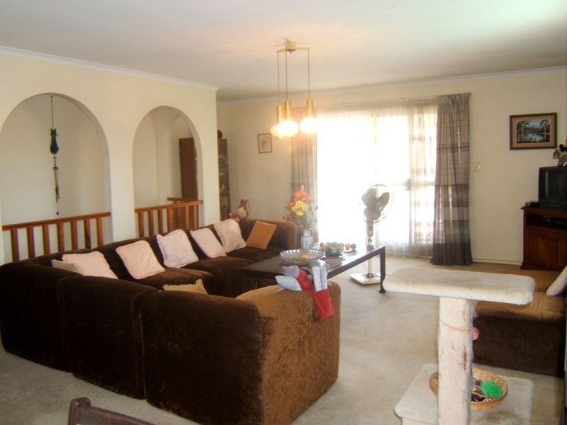 2 Pitfield Ct, Eight Mile Plains QLD 4113