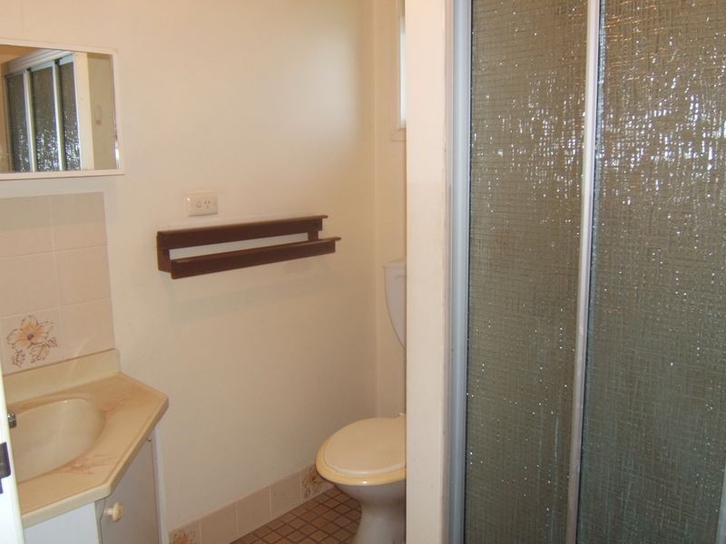 2 Pitfield Ct, Eight Mile Plains QLD 4113