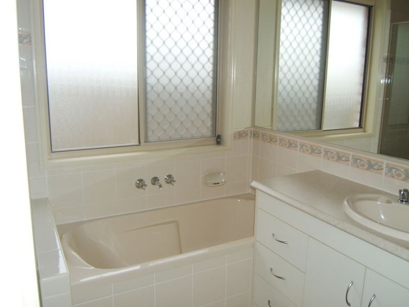 46 Centenial St, Underwood QLD 4119