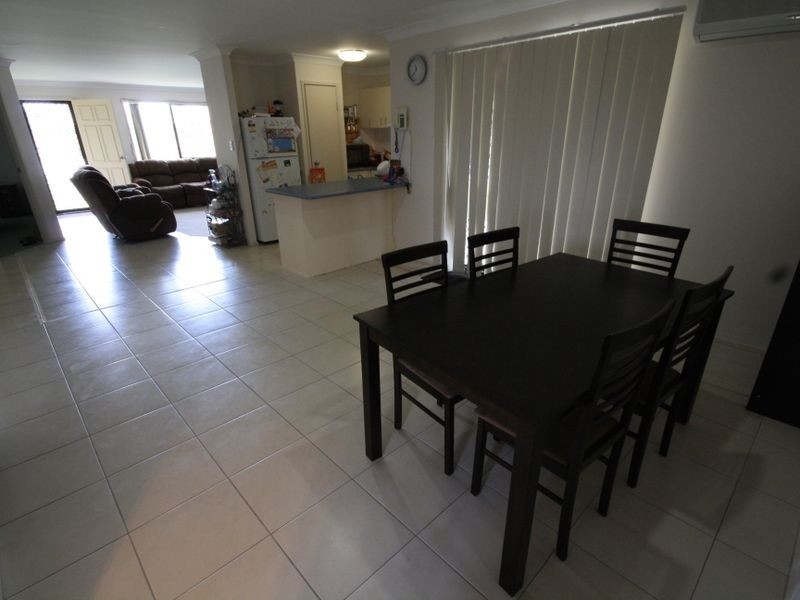 16 Ashmore Close, Marsden QLD 4132