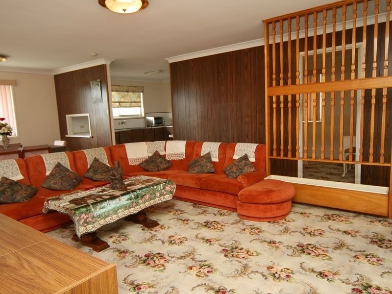 17 Angelina St, Macgregor QLD 4109