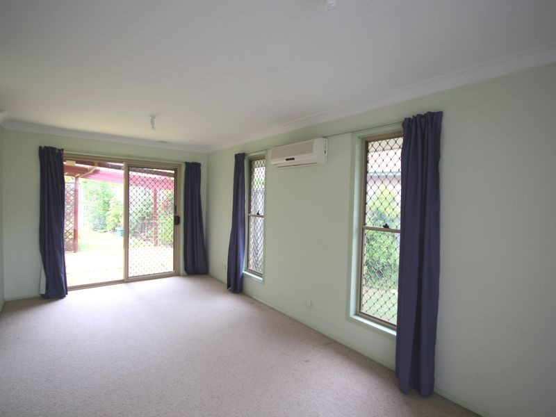 12 Freeman Place, Calamvale QLD 4116