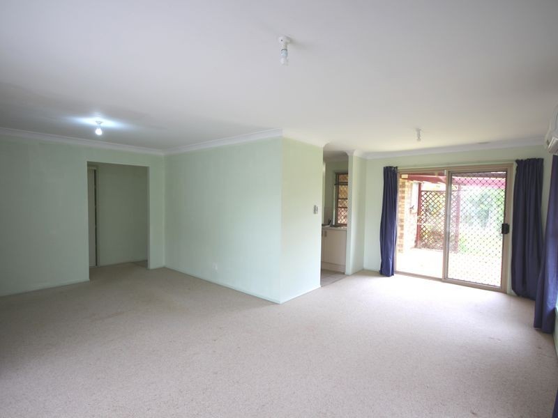 12 Freeman Place, Calamvale QLD 4116