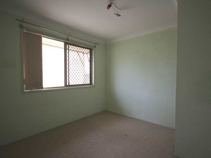 12 Freeman Place, Calamvale QLD 4116