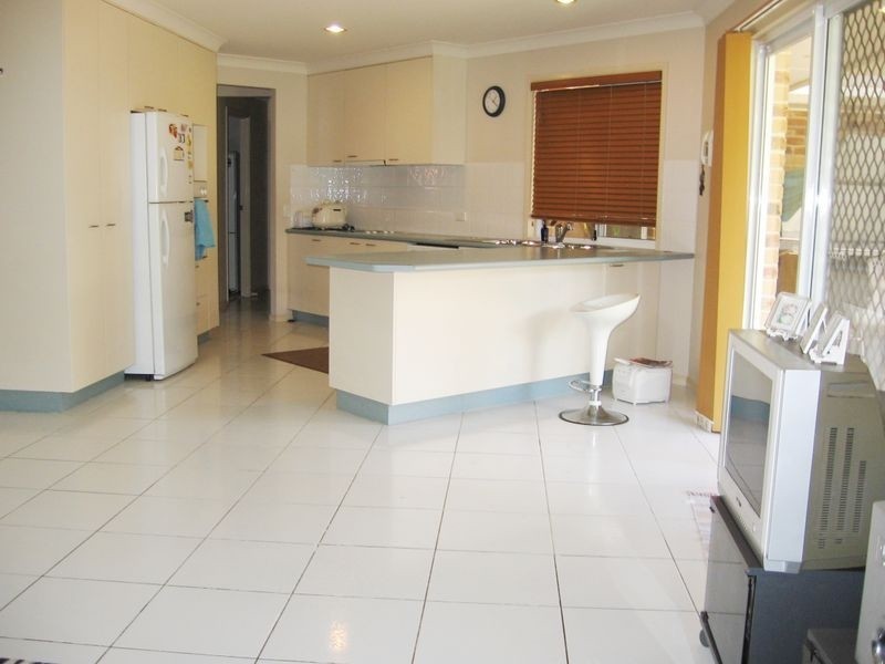 54 Orania Cr, Calamvale QLD 4116