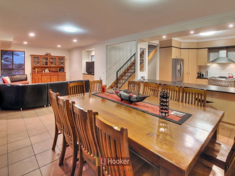 80 Golden Rain Place, Stretton QLD 4116