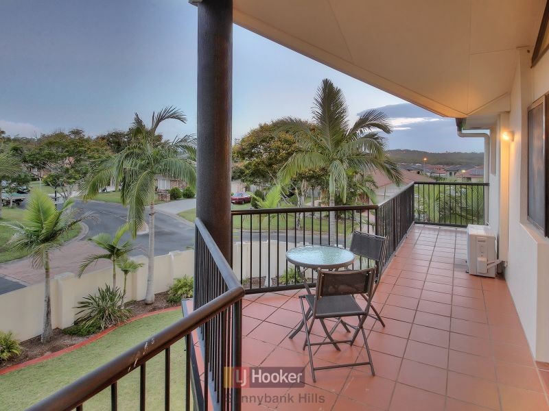 80 Golden Rain Place, Stretton QLD 4116