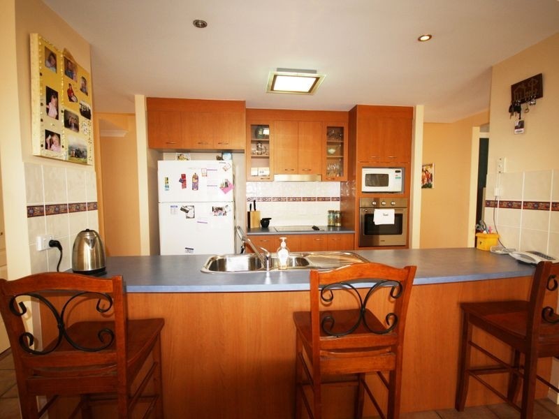 8 Mitchell Pl, Parkinson QLD 4115