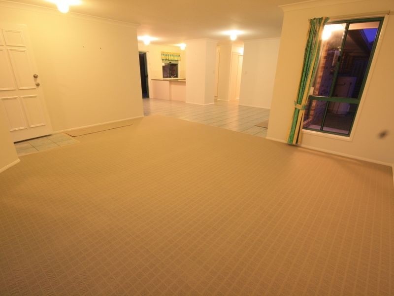 6 Miller Ct, Calamvale QLD 4116