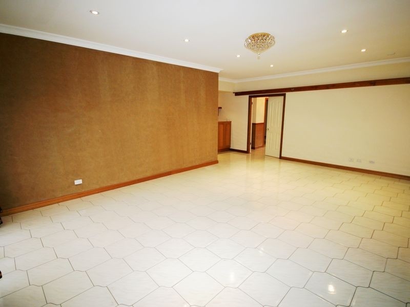 10 Lincoln Pl, Stretton QLD 4116