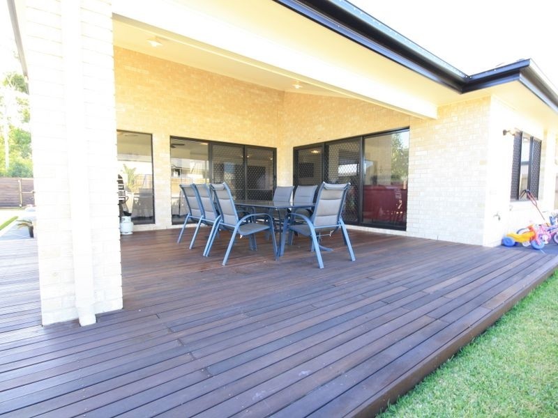3 Innaminka Pl, Parkinson QLD 4115
