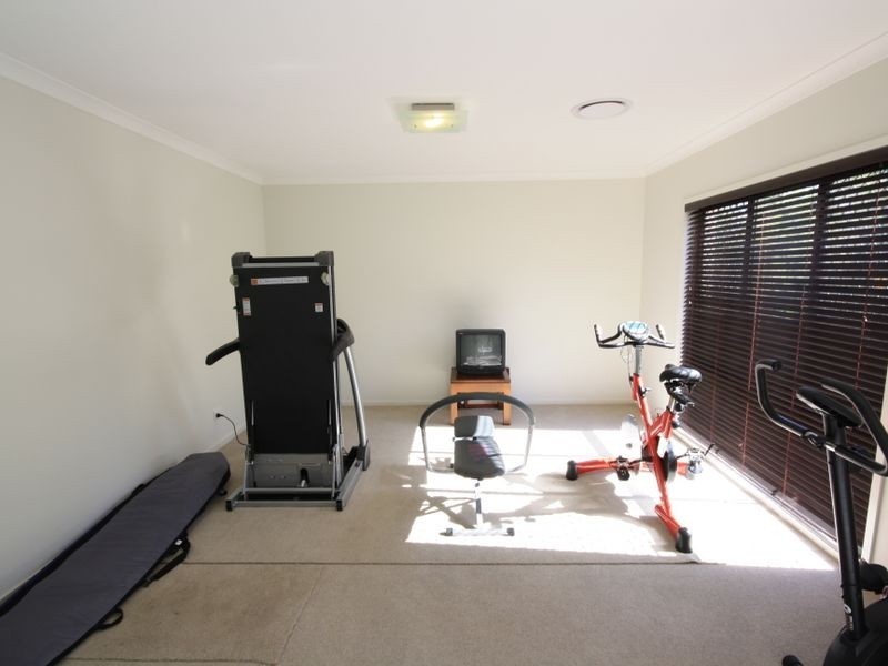 3 Innaminka Pl, Parkinson QLD 4115