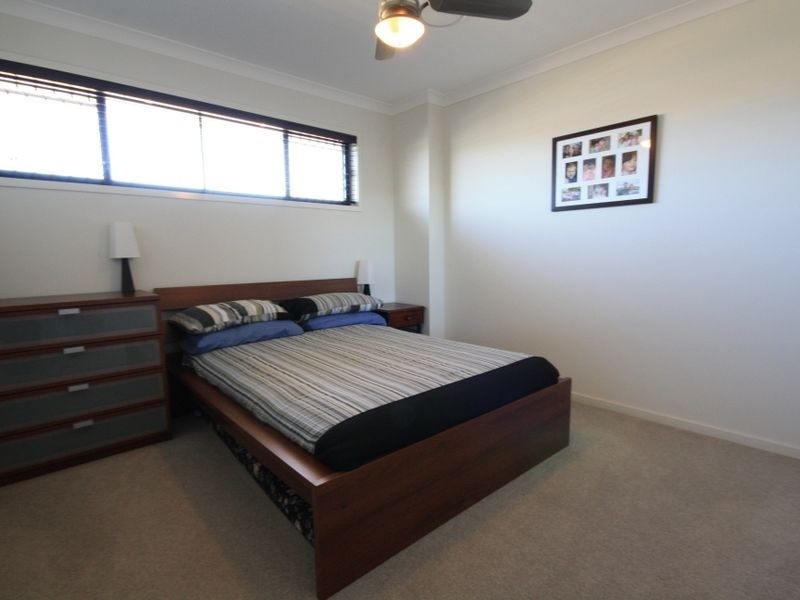 3 Innaminka Pl, Parkinson QLD 4115