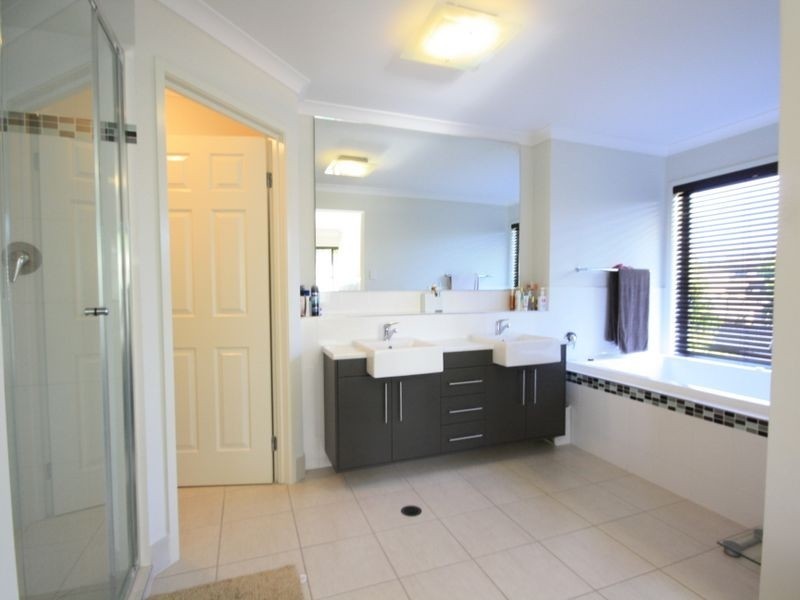 3 Innaminka Pl, Parkinson QLD 4115