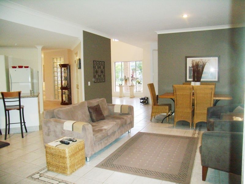 1 Lytham Ct, Cornubia QLD 4130