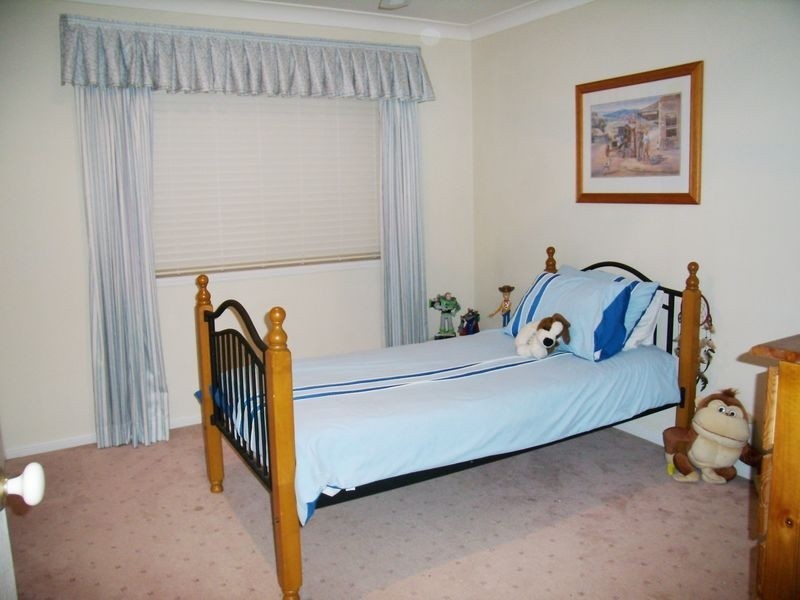 1 Lytham Ct, Cornubia QLD 4130