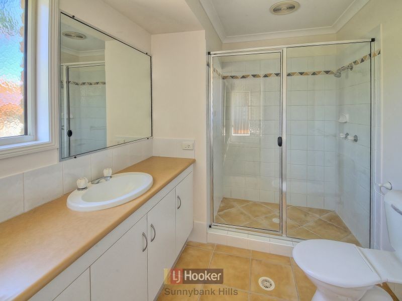 46 Pinedale Crescent, Parkinson QLD 4115