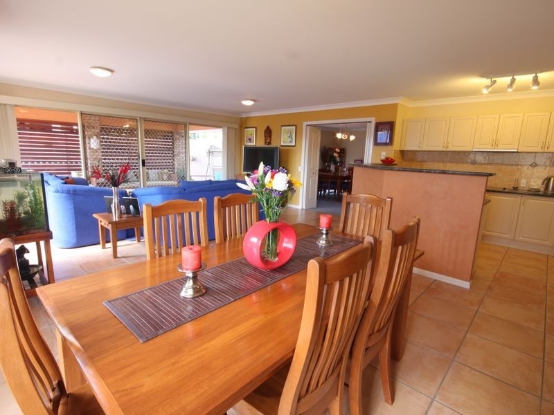 31 Barrington Pl, Parkinson QLD 4115