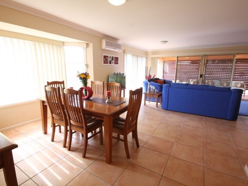 31 Barrington Pl, Parkinson QLD 4115