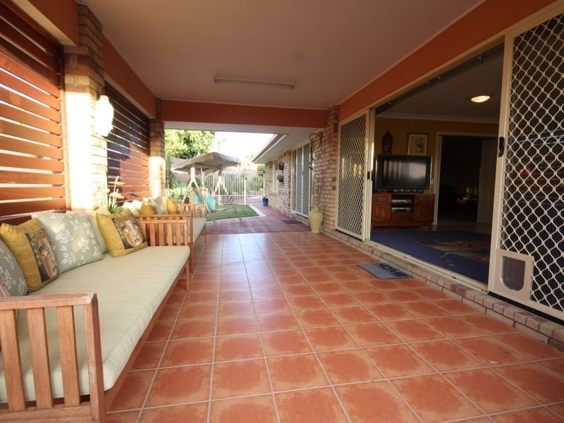 31 Barrington Pl, Parkinson QLD 4115