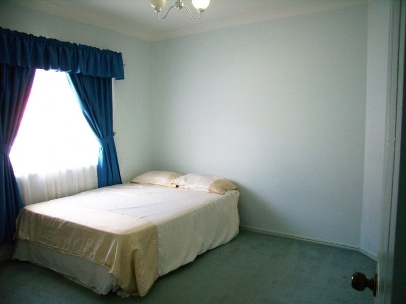 16 Lewis St, Coopers Plains QLD 4108