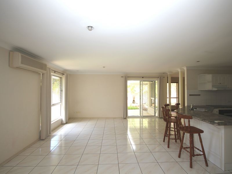 22 Catalpa Street, Eight Mile Plains QLD 4113