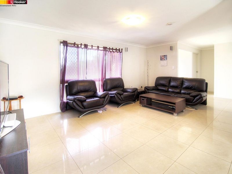 397 Gowan Rd, Calamvale QLD 4116