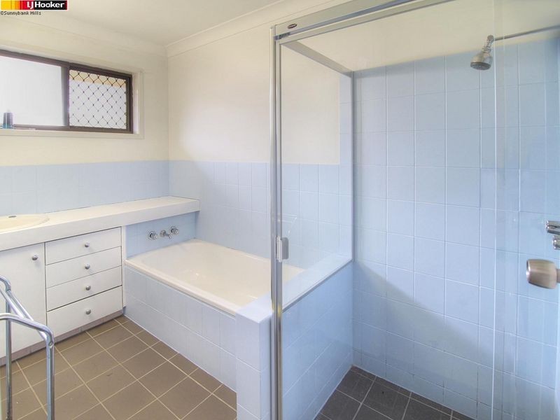 397 Gowan Rd, Calamvale QLD 4116