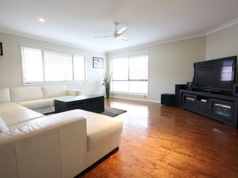 117 Wallum Dr, Parkinson QLD 4115