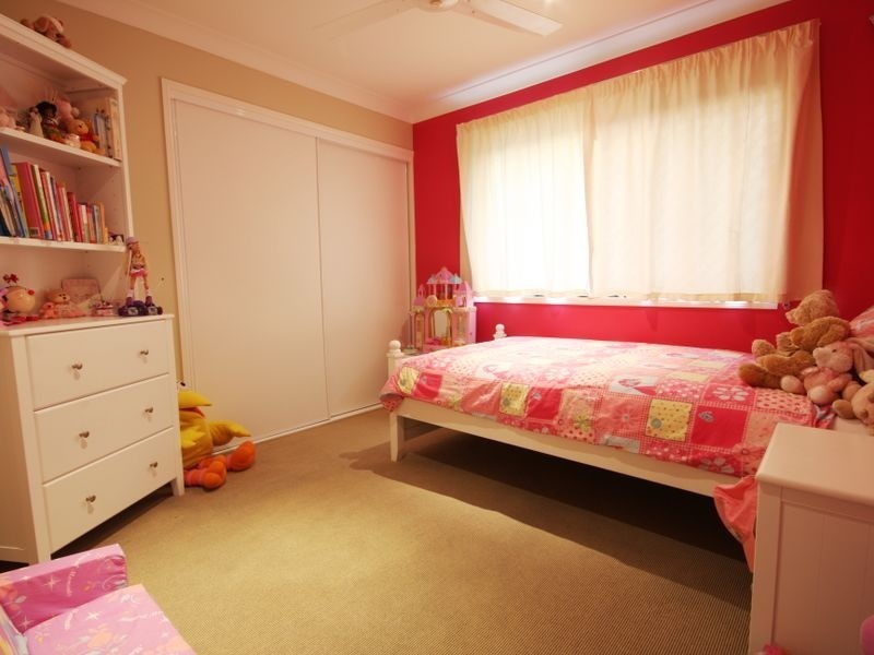 117 Wallum Dr, Parkinson QLD 4115