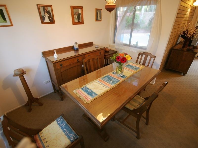 12 Dennistoun St, Sunnybank Hills QLD 4109