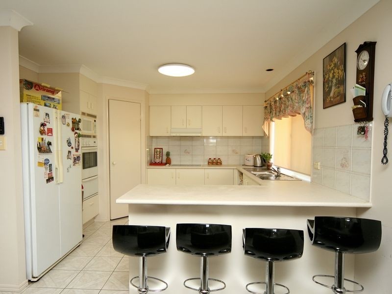 119 Golden Rain Pl, Stretton QLD 4116