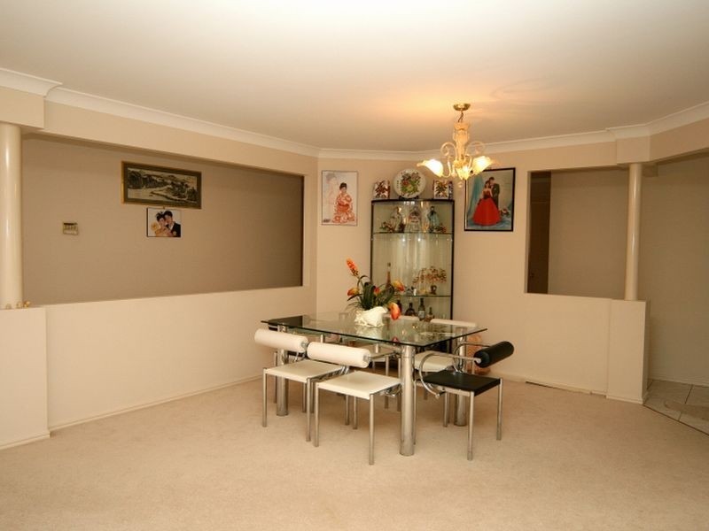 119 Golden Rain Pl, Stretton QLD 4116