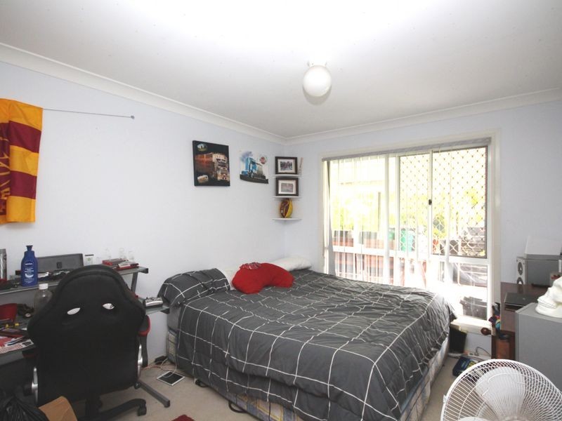 28 Orangetip Crescent, Calamvale QLD 4116