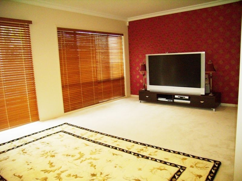 6 The Heights, Underwood QLD 4119