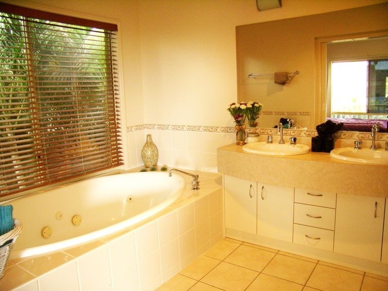 6 The Heights, Underwood QLD 4119