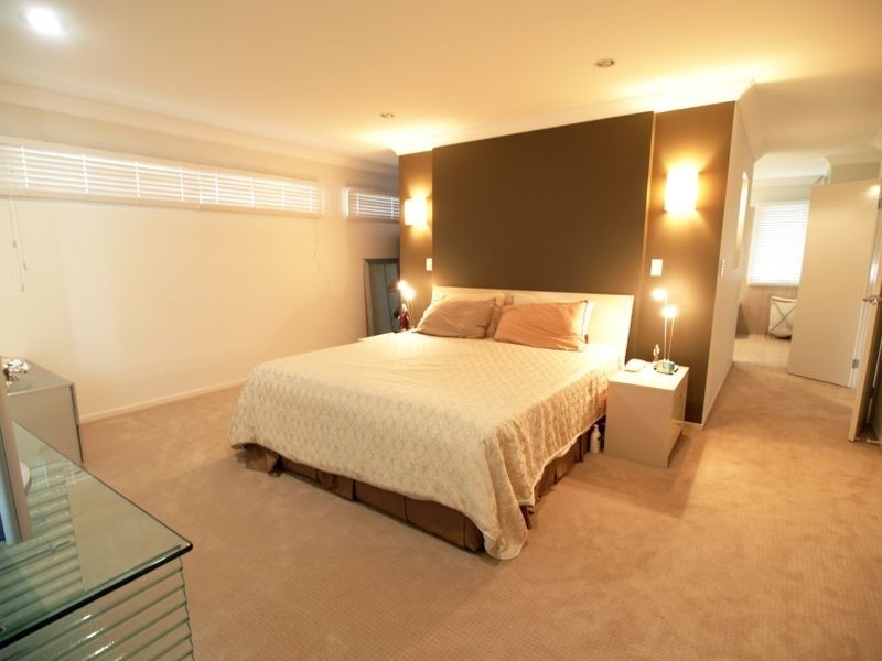 5 Trevi Cl, Eight Mile Plains QLD 4113