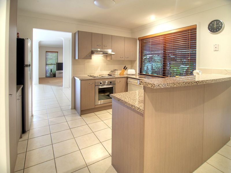 5 Stirling Court, Parkinson QLD 4115