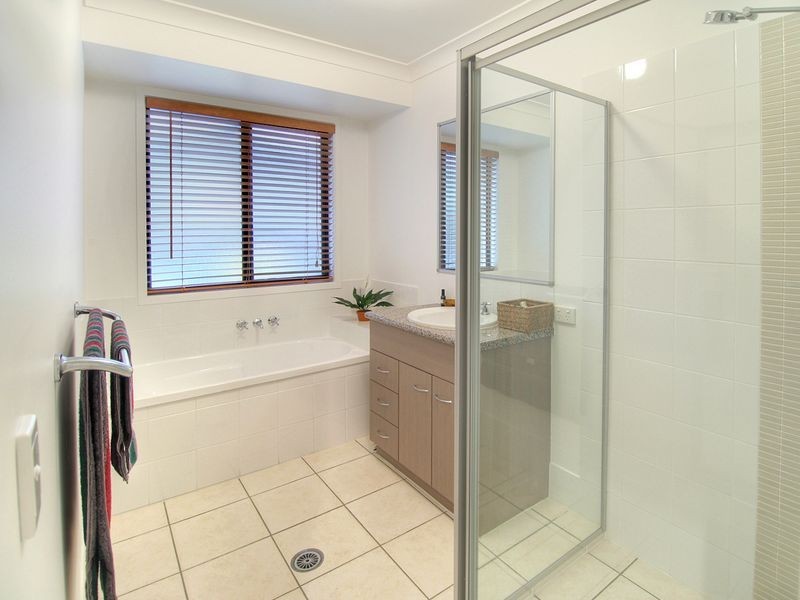 5 Stirling Court, Parkinson QLD 4115