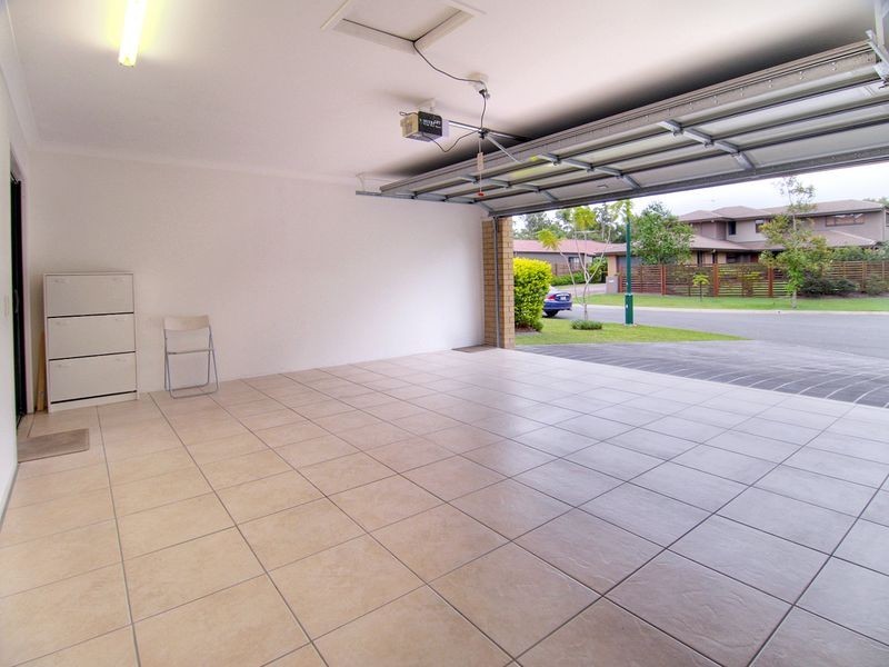 5 Stirling Court, Parkinson QLD 4115