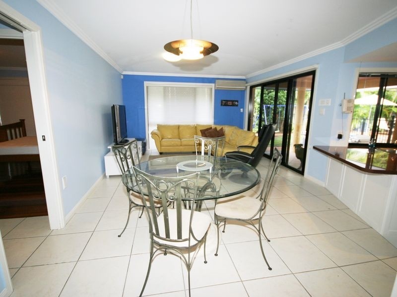 19 Bayswater Cl, Sunnybank Hills QLD 4109