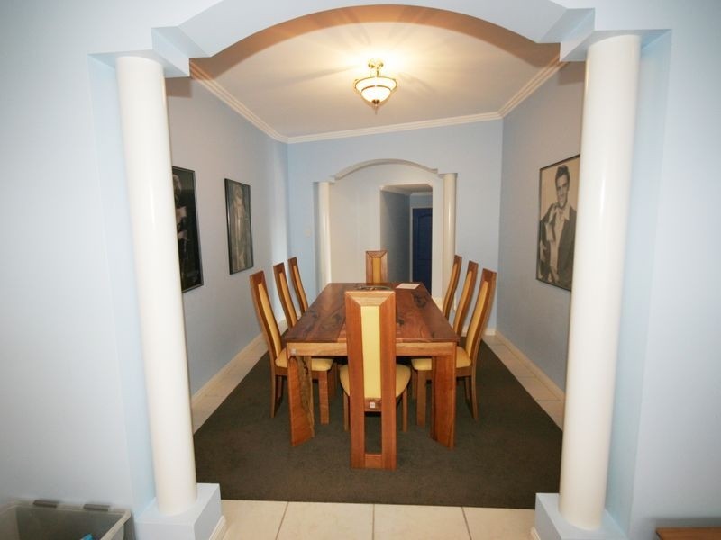 19 Bayswater Cl, Sunnybank Hills QLD 4109