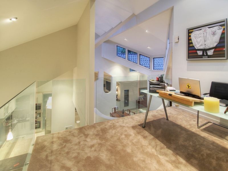 6 Gleneagle Court, Sunnybank QLD 4109