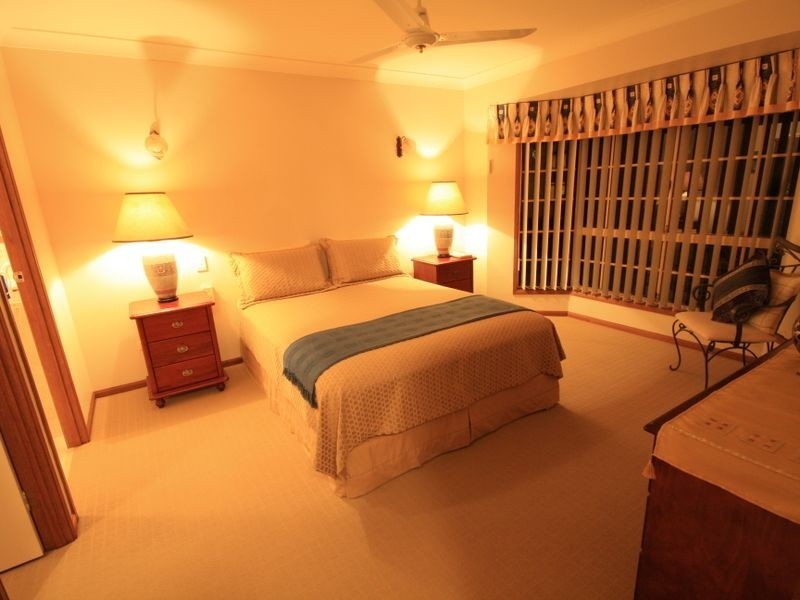 14 Ironbark Ct, Calamvale QLD 4116