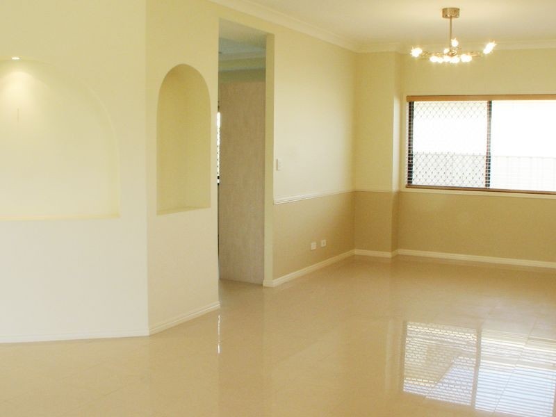 29 Ellendale Cct, Eight Mile Plains QLD 4113