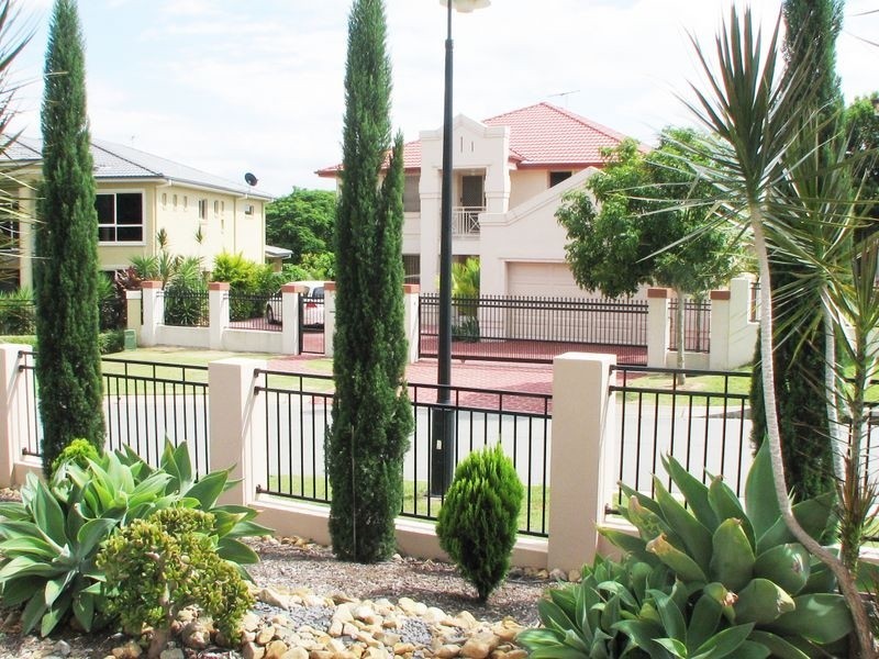 29 Ellendale Cct, Eight Mile Plains QLD 4113