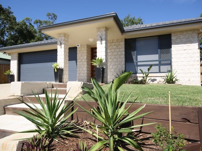 64 Larapinta Cct, Parkinson QLD 4115